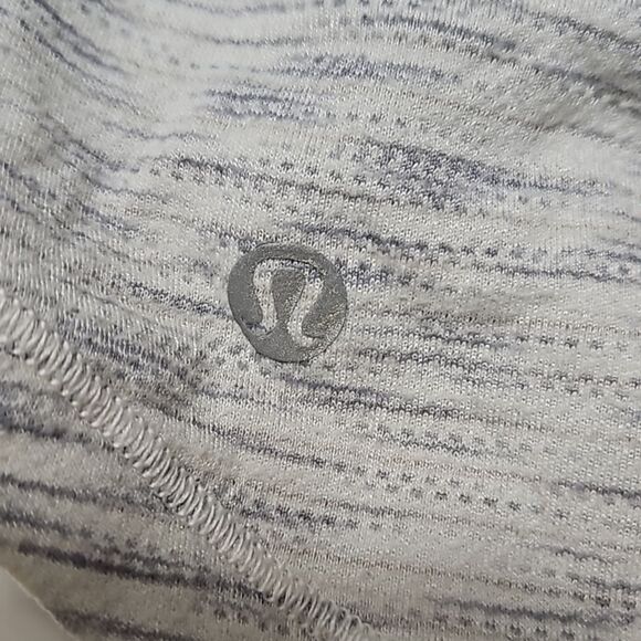 Lululemon Moment to Movement 2-in-1 Tank size 6 - Picture 6 of 6